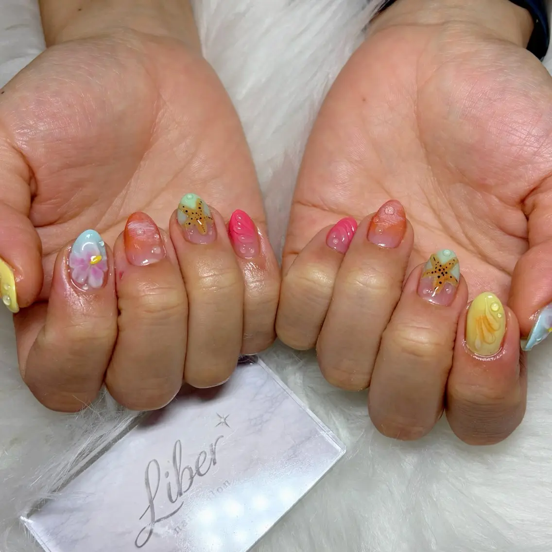ネイル 夏ネイル Liber リベルのネイルデザイン