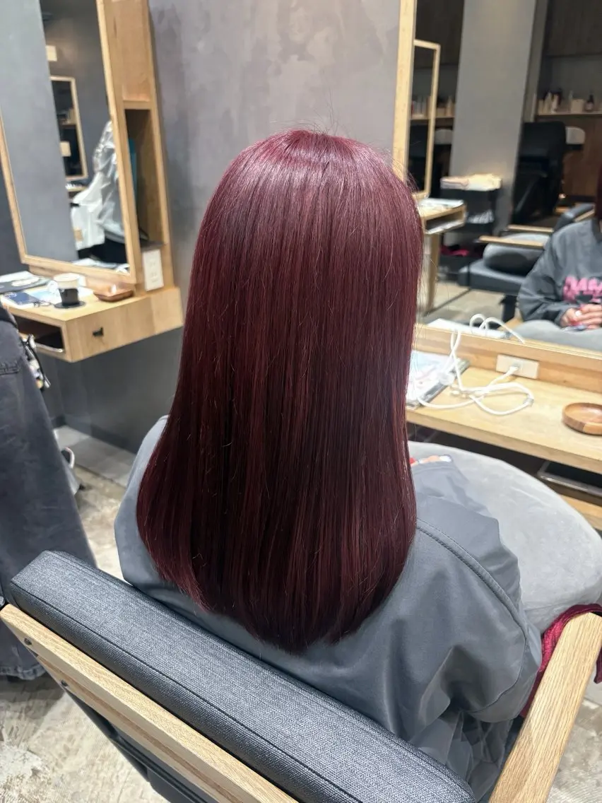 セミロング 松本 凪のヘアスタイル