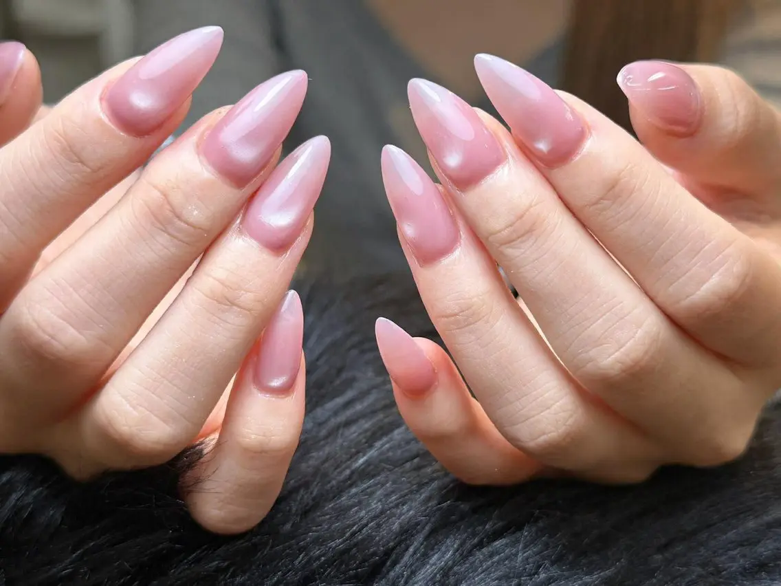 ネイル フレンチネイル ジェルネイル ガーリー 韓国ネイル ロングネイル ハンドネイル NieNail Nezukoのネイルデザイン