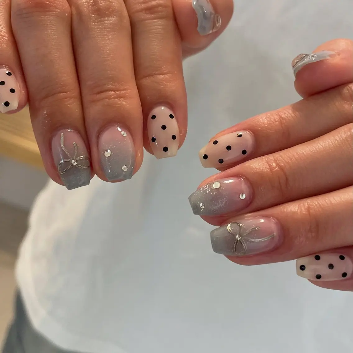 ネイル 韓国ネイル ワンホンネイル emu nail shionのネイルデザイン