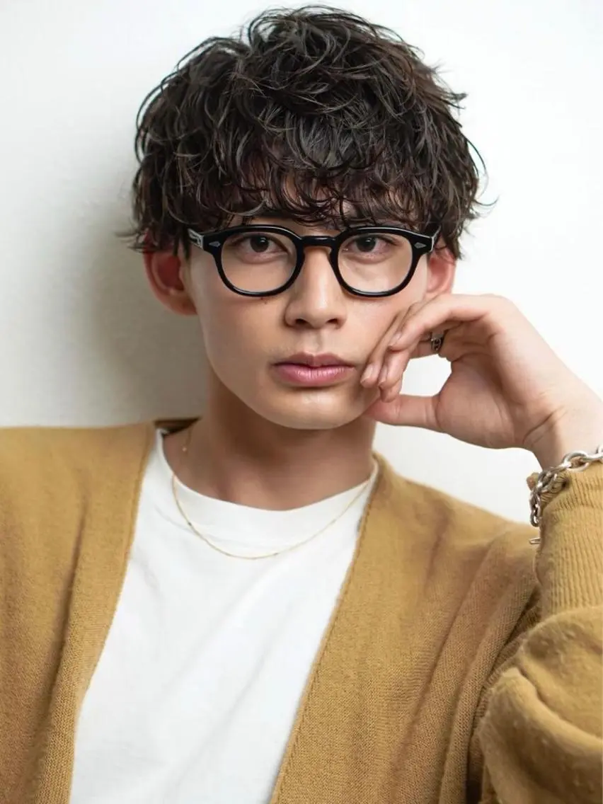 【人気メニュー】メンズカット＋波巻きスパイラルパーマ✨パーマ初心者も安心✨イメチェン🌟垢抜けたい🌟お洒落🌟の写真