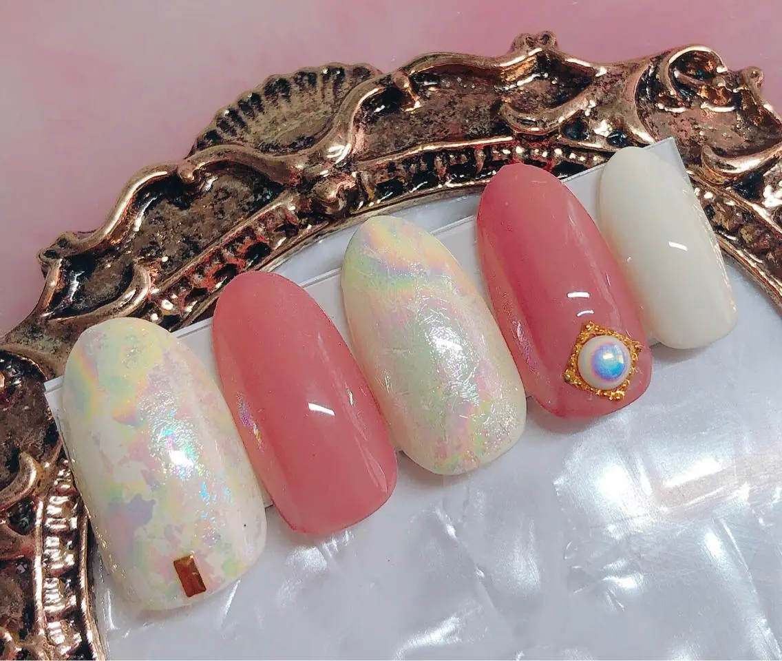 ネイル ハンドネイル CROWN プライベートサロンのネイルデザイン