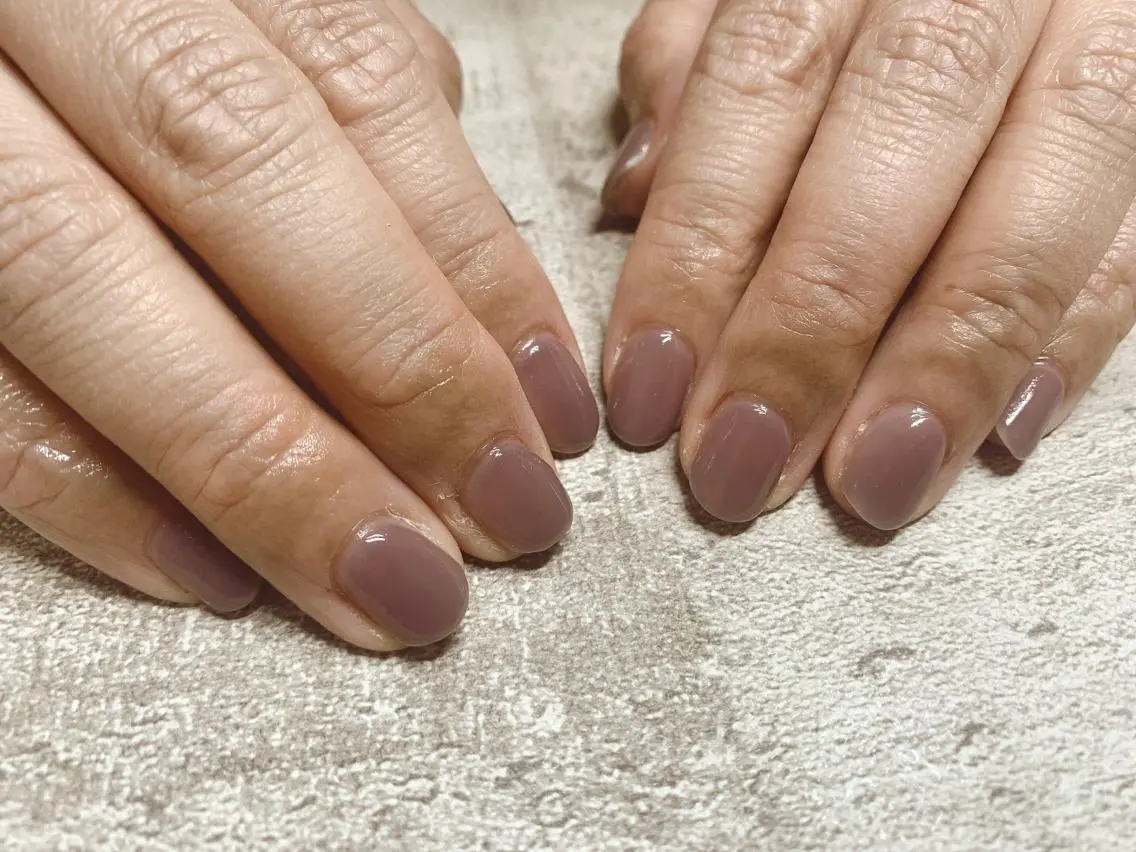 ネイル パープル ハンドネイル mogunail &blowのネイルデザイン