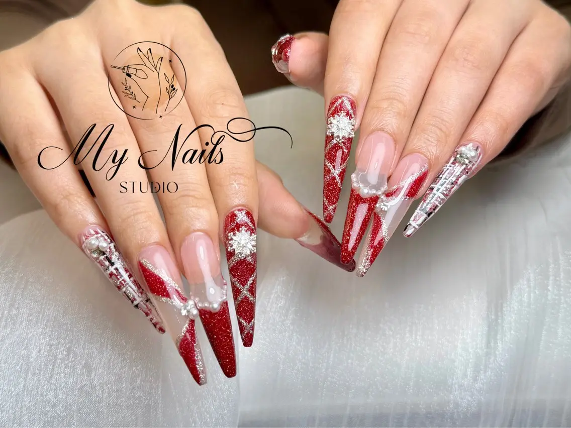 ネイル 赤色 ハンドネイル My Nail Salonのネイルデザイン
