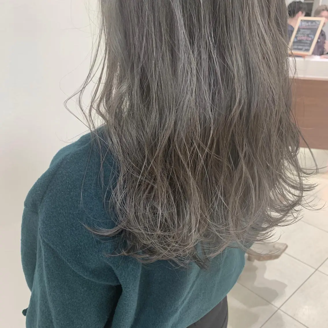 ロング カラー ヘアアレンジ ヘアカラー トリートメント 【Sweep】おじま のぞみのヘアスタイル