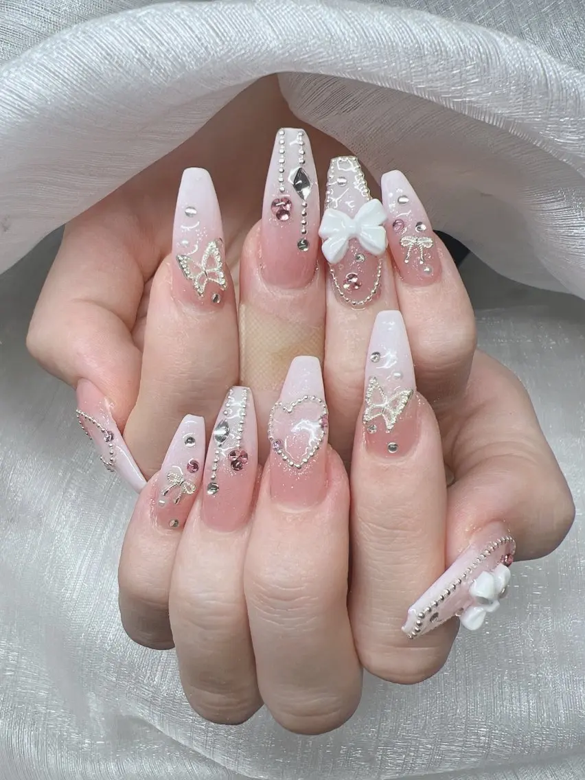 ネイル ハンドネイル Lee Nails チップ長さだし専門店のネイルデザイン
