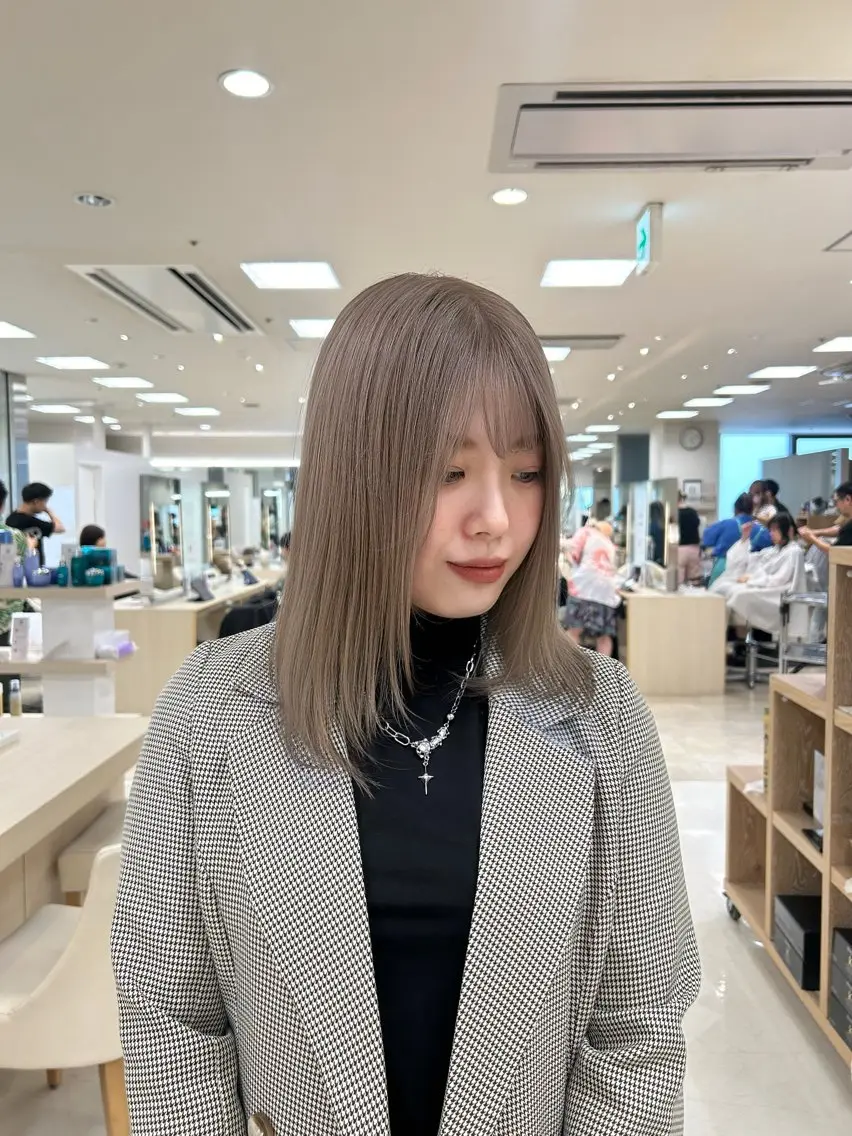 セミロング カラー ヘアアレンジ/ベー ジュchiakiのヘアスタイル