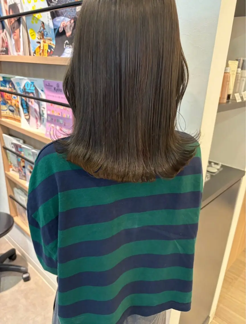 ミディアム 髪質改善 トリートメント モテ髪🫧赤み消し カラー表参道きょうこのヘアスタイル