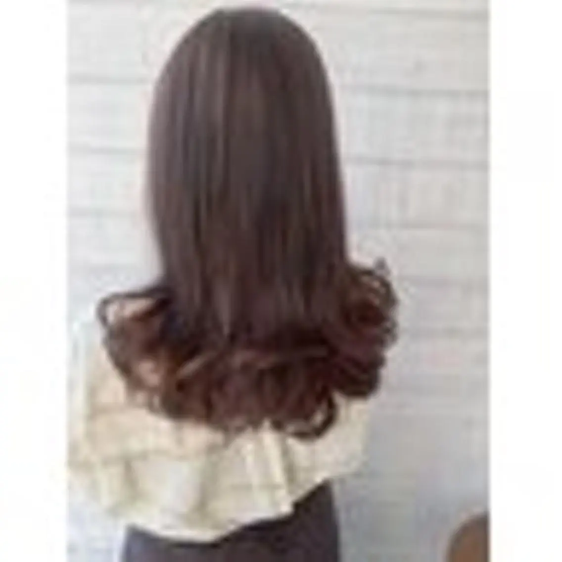 セミロング カラー SAEKI Rimのヘアスタイル