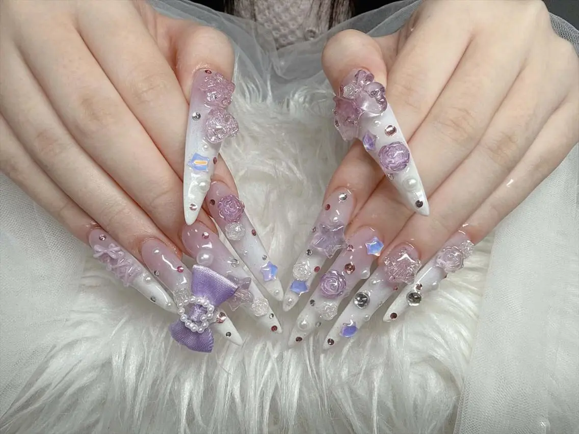 ネイル フレンチネイル ジェルネイル ハロウィン 韓国ネイル マグネットネイル ハンドネイル H.baby Nail Salonのネイルデザイン