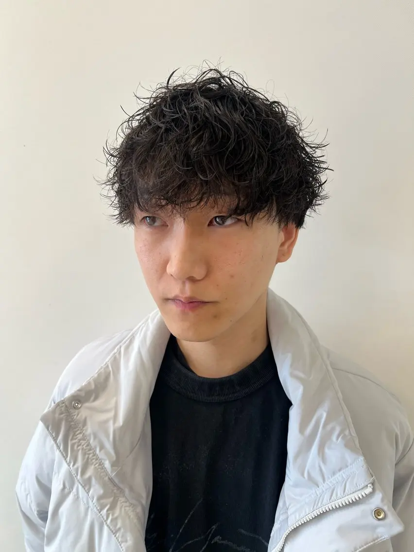 ショート パーマ メンズ メンズパーマ カット パーマ トリートメント ヘアセット ハイトーン/ウルフ /レイヤー/坂野幸伸のヘアスタイル