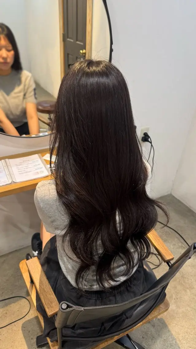 ロング レイヤーカット カット ヘアカラー miu/透明感カラー /レイヤーカットのヘアスタイル