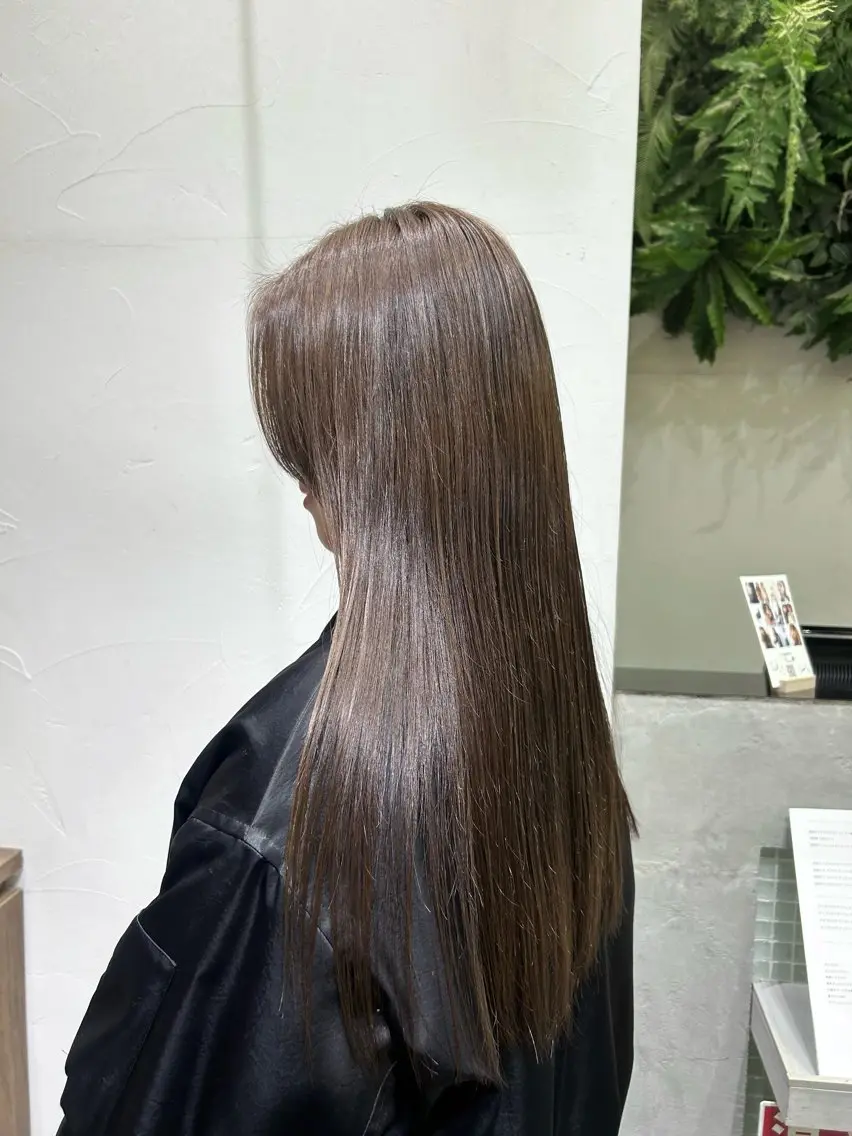 ロング カラー ヘアカラー トリートメント 🫧寒色カラー/透明 感ブラック/Risaのヘアスタイル