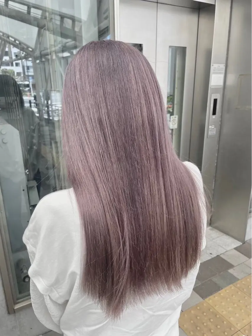 【ミニモ限定価格】カット×ブリーチWカラー（リタッチ）×3stepTRの写真