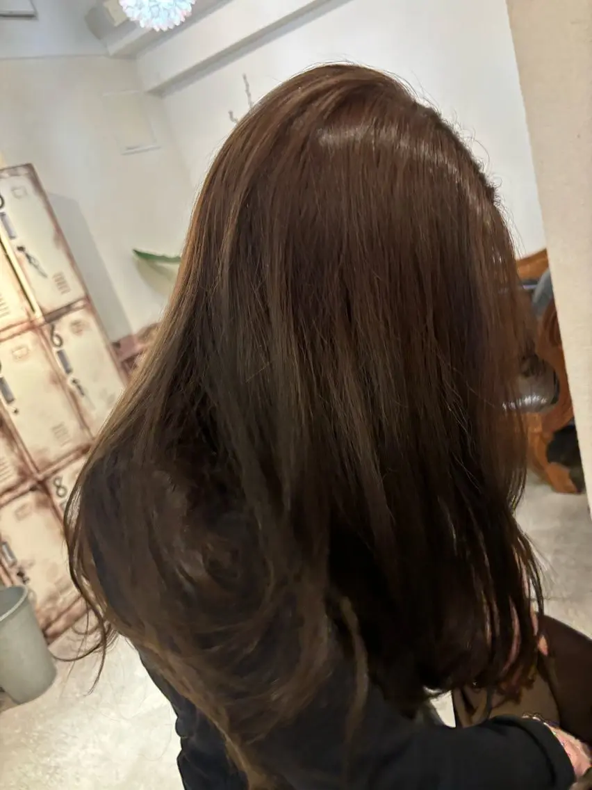 カラー ベージュカラー 西田 莉緒のヘアスタイル