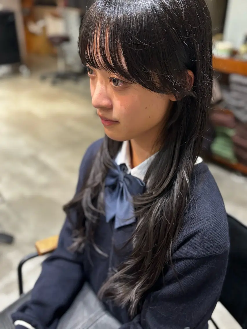 ロング 顔周りカット レイヤーカット オリタ ルカのヘアスタイル