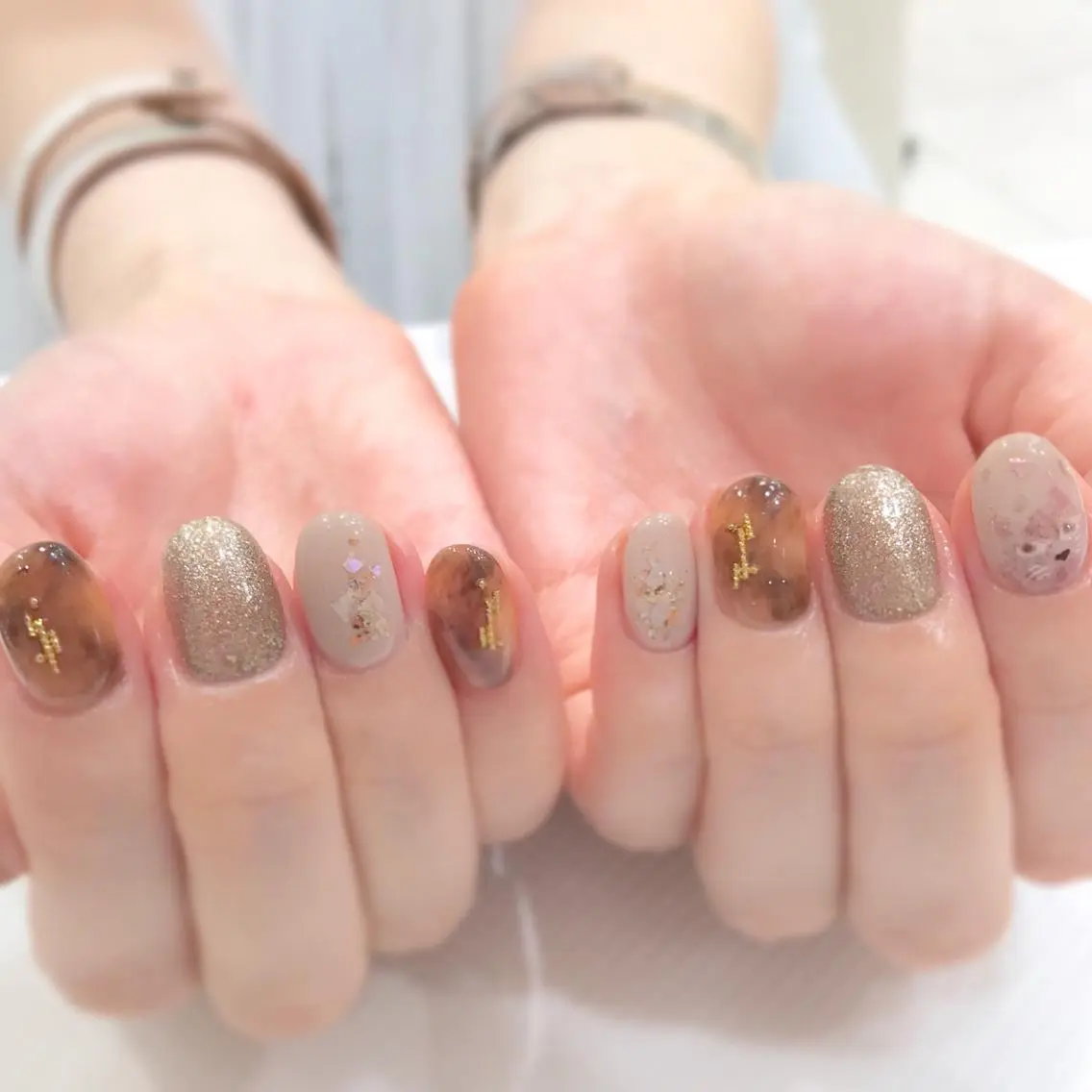 ネイル べっ甲ネイル Ash関内ネイリスト 荒木のネイルデザイン