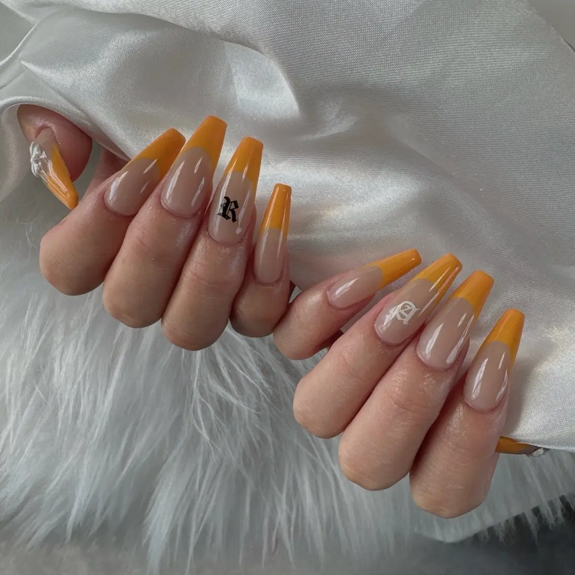 【hand】フレンチ(ベース込)の写真