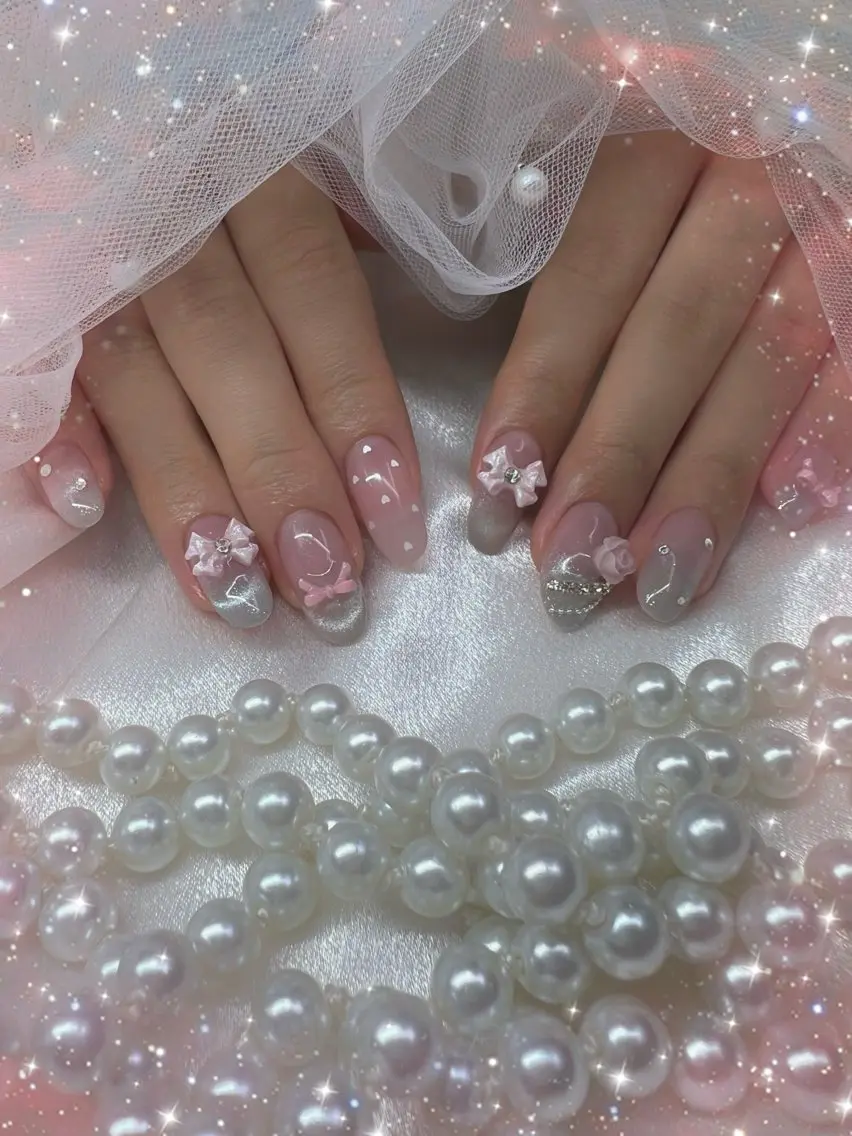 ネイル チークネイル フレンチネイル ガーリー グラデーション マグネットネイル ハンドネイル ハンドケア Chill Nailsalonのネイルデザイン