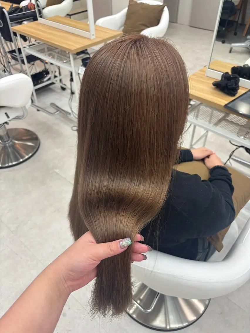 ロング カラー トリートメント 𝗆𝗂𝗒𝗎 🐈⬛🎀のヘアスタイル