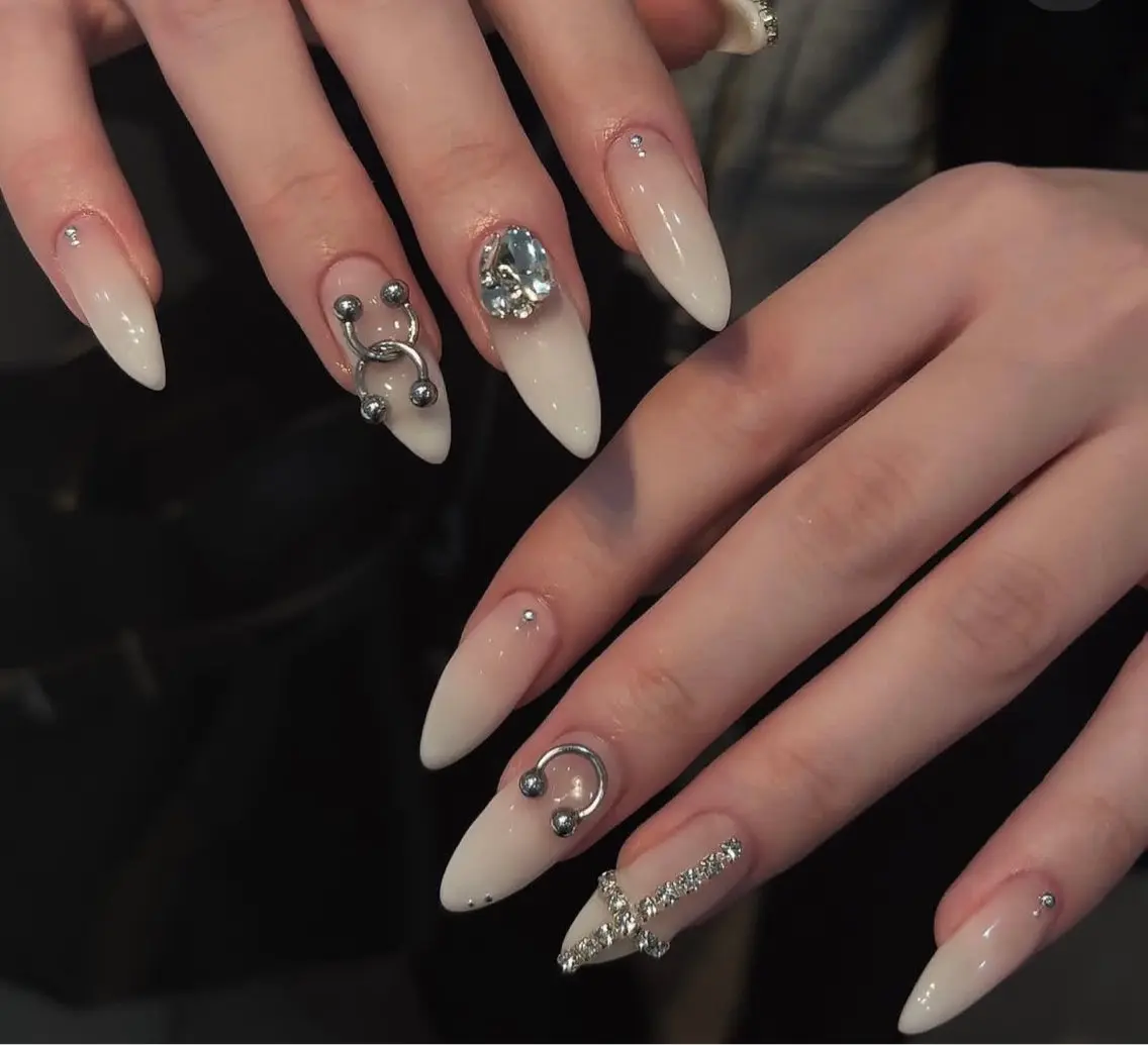 ネイル スカルプネイル ネイルチップ NiJi Nailsのネイルデザイン