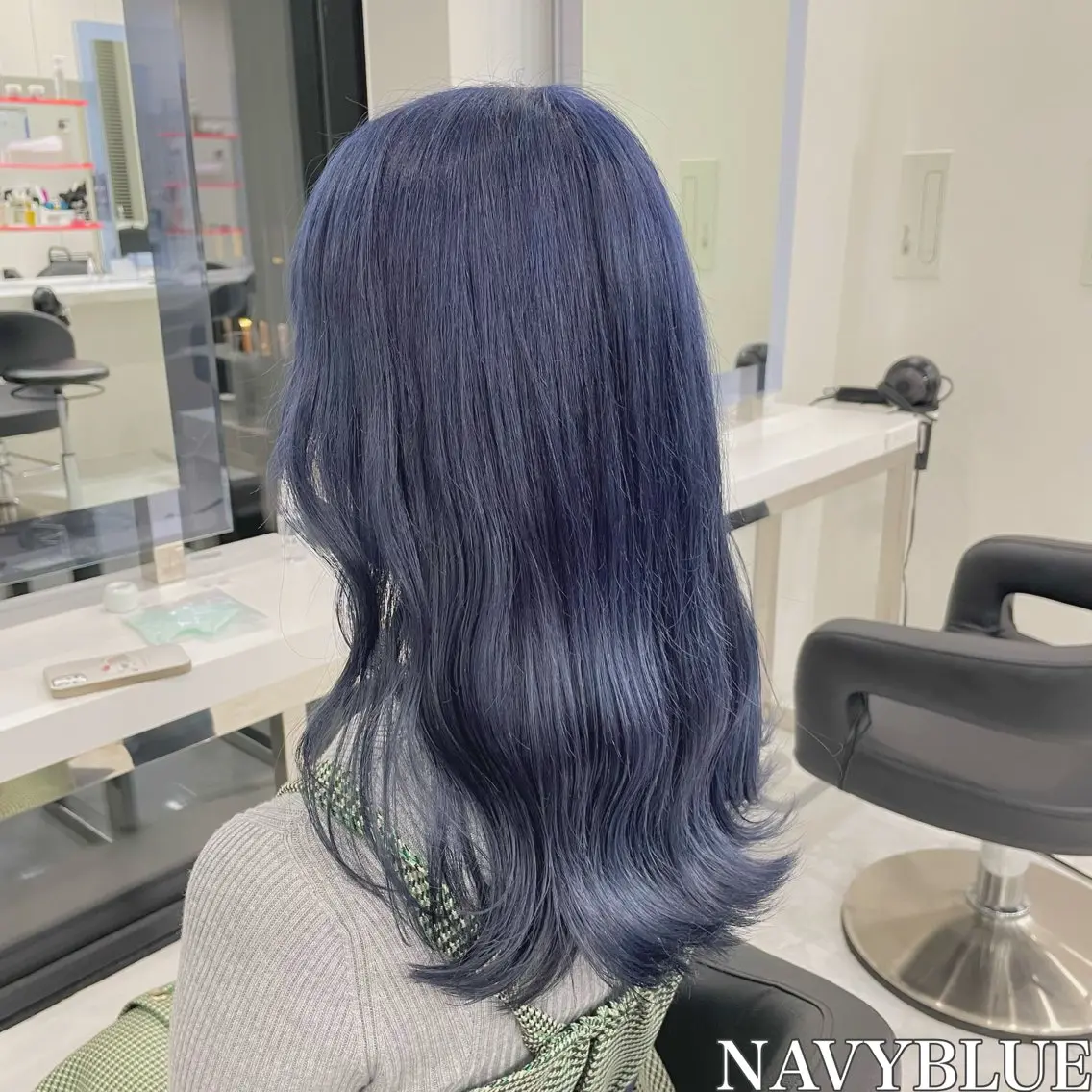 セミロング カラー ヘアアレンジ 🫧モテる💗ダメー ジレスハイトーン🫧のヘアスタイル