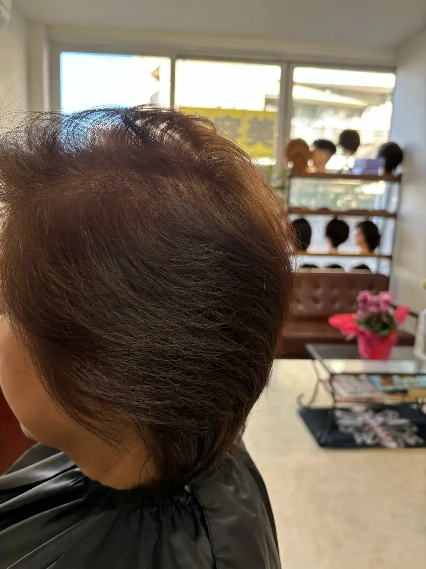 ショート カラー ヤン カイクンのヘアスタイル