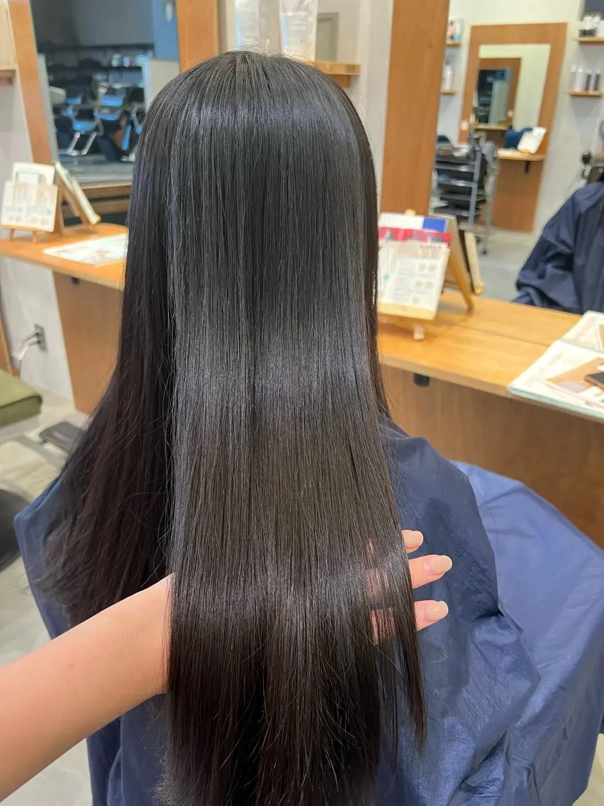 ロング カラー カット ヘアカラー トリートメント 堀結香/顔まわり レイヤー/蒲生四丁目のヘアスタイル