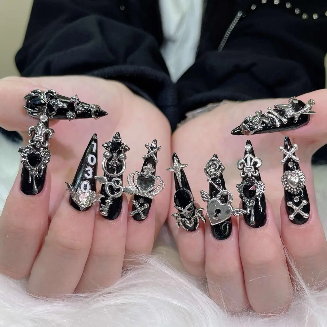 ネイル ジェルネイル ネイルチップ ハンドネイル MoMoA Nail ネイル長さ出し専門店のネイルデザイン