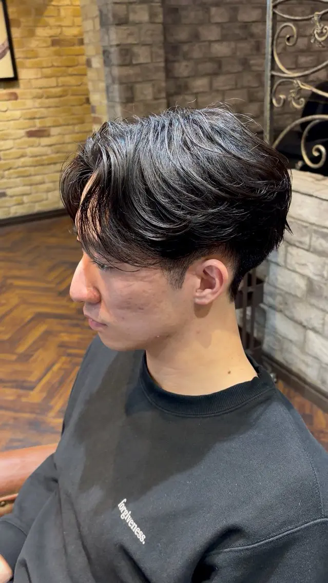 ショート カット パーマ 曲がる縮毛 フェザー ニュアンス 佐々木のヘアスタイル