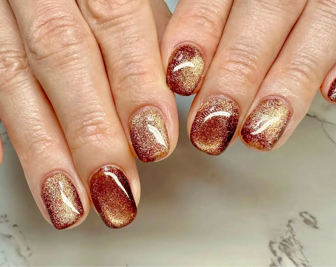 ネイル アートネイル チークネイル キラキラネイル ラメ(グリッター) マグネットネイル Mai’s nailのネイルデザイン