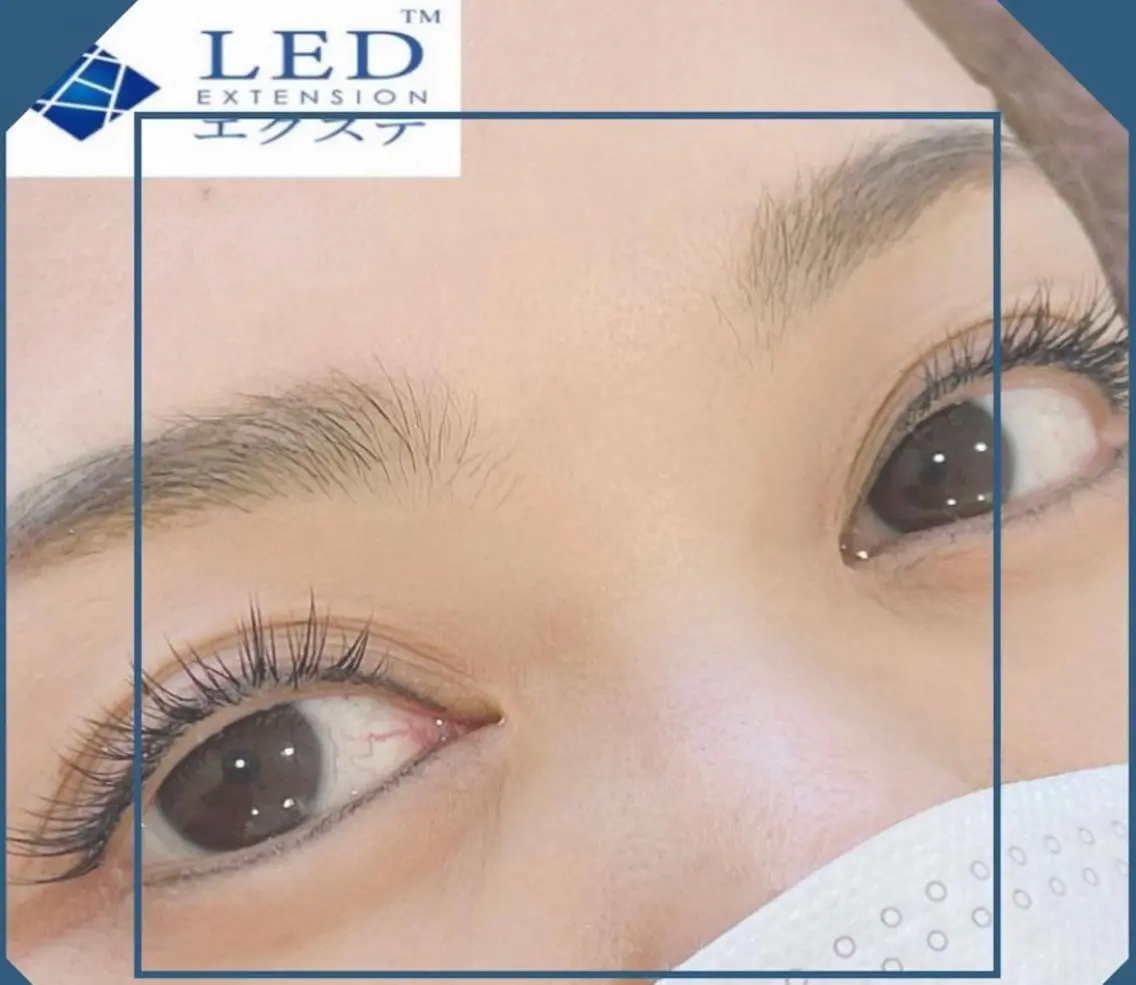 🩵LEDエクステ フラットラッシュ✨110本まで✨ コーティング仕上げ✨の写真