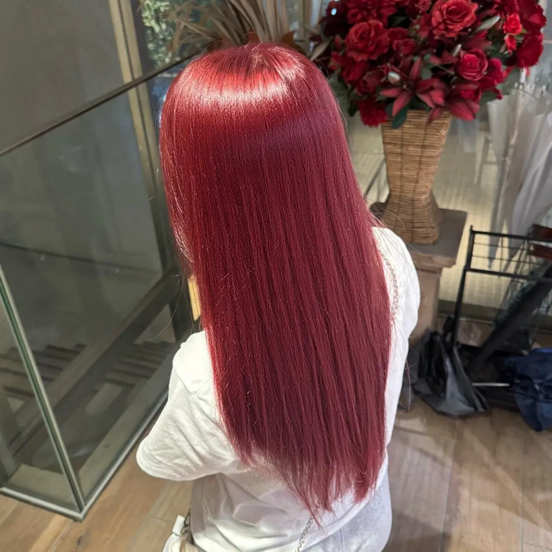 ロング カラー ブリーチ ハイトーンカラー レッドカラー ロング ヘアカラー アニメ好き🎮メンズ ブリーチカラー/僚汰のヘアスタイル
