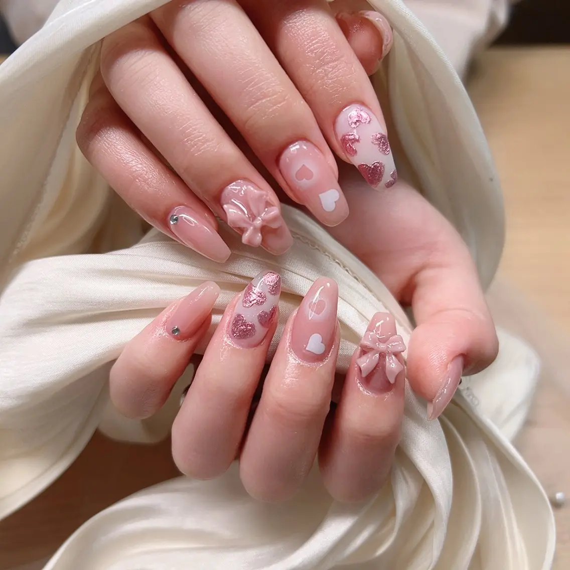 ネイル ハート オフィスネイル ワンカラーネイル バレンタイン Cute Tips nailのネイルデザイン