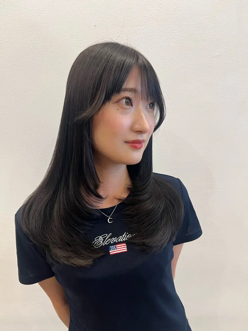 ロング 顔まわりレイヤー 顔周りカット レイヤーカット 宮田 かやののヘアスタイル
