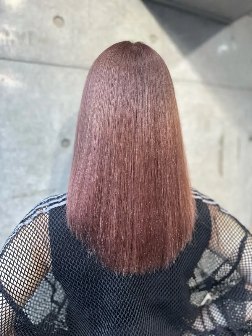セミロング カラー アディクシーカラー ブリーチ ケアブリーチ ダブルカラー イヤリングカラー DAIKIベージュ 🍂レイヤーカットのヘアスタイル