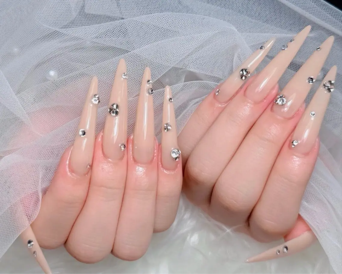ネイル LUMI NAILのネイルデザイン