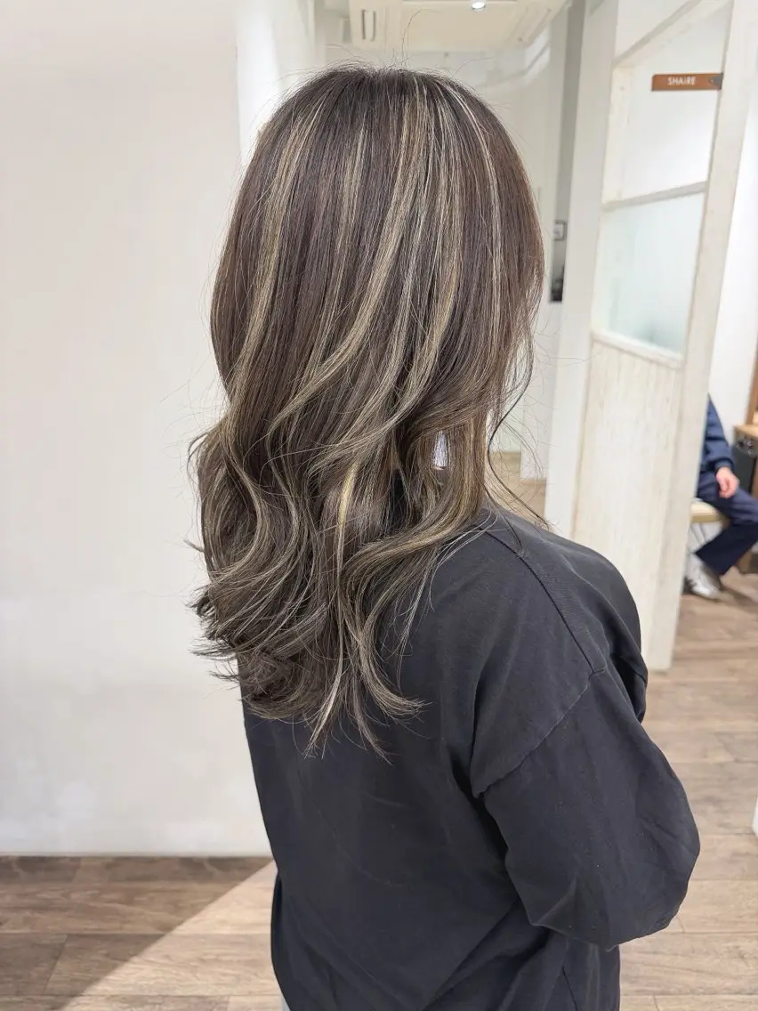 ロング カラー ヘアカラー トリートメント ハイライト⭐️上野 高広のヘアスタイル