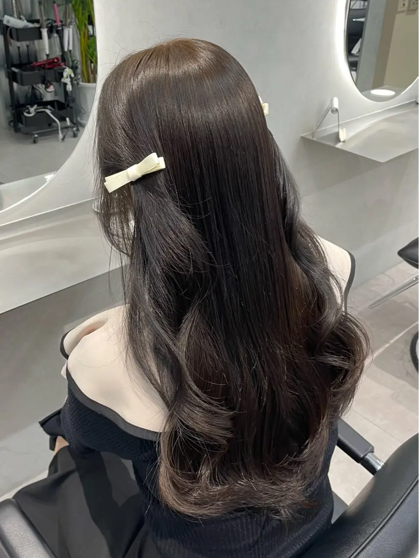 ロング カラー アッシュ アッシュブラウン ベージュカラー ブラウンカラー 透明感カラー 🎀表参道/透明感 カラー/花音🎀のヘアスタイル