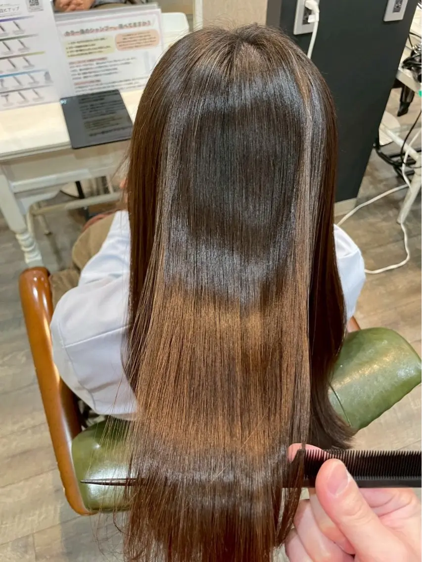 ロング 縮毛矯正 岩間 渉のヘアスタイル