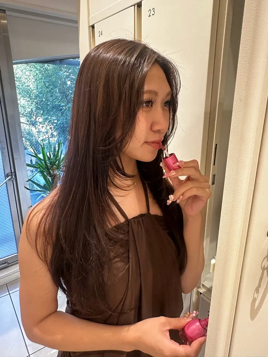 ロング カラー ヘアアレンジ タイトボブ個性派カラ ーAKANEのヘアスタイル