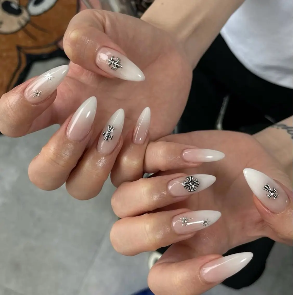 ネイル ハンドネイル BERA NAILSのネイルデザイン
