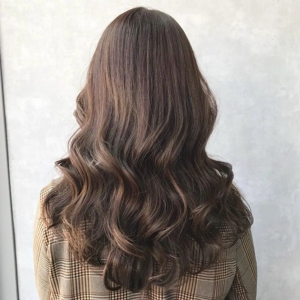 ロング カラー ブリーチ グレージュ K-POP好き美容師 🇰🇷Kai.Yのヘアスタイル