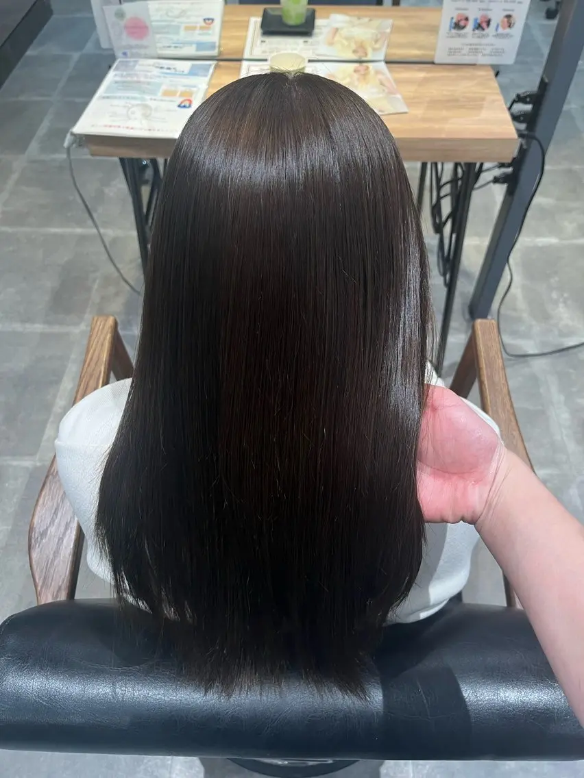 ロング カラー ベージュカラー オリーブベージュ ヘアカラー 髪質改善カラー/ NARUMIのヘアスタイル