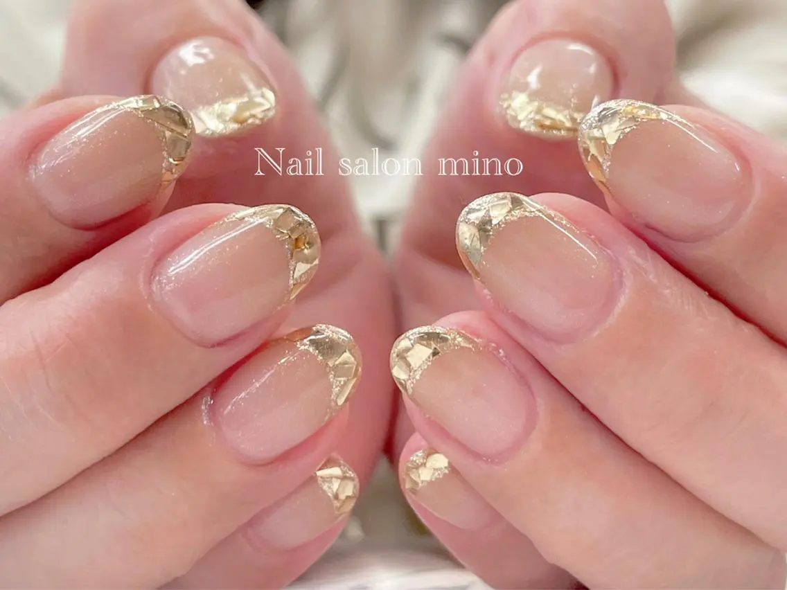 ネイル アートネイル フレンチネイル ガラスフレンチ マグネットネイル ミラーネイル 三野 nail salon minoのネイルデザイン
