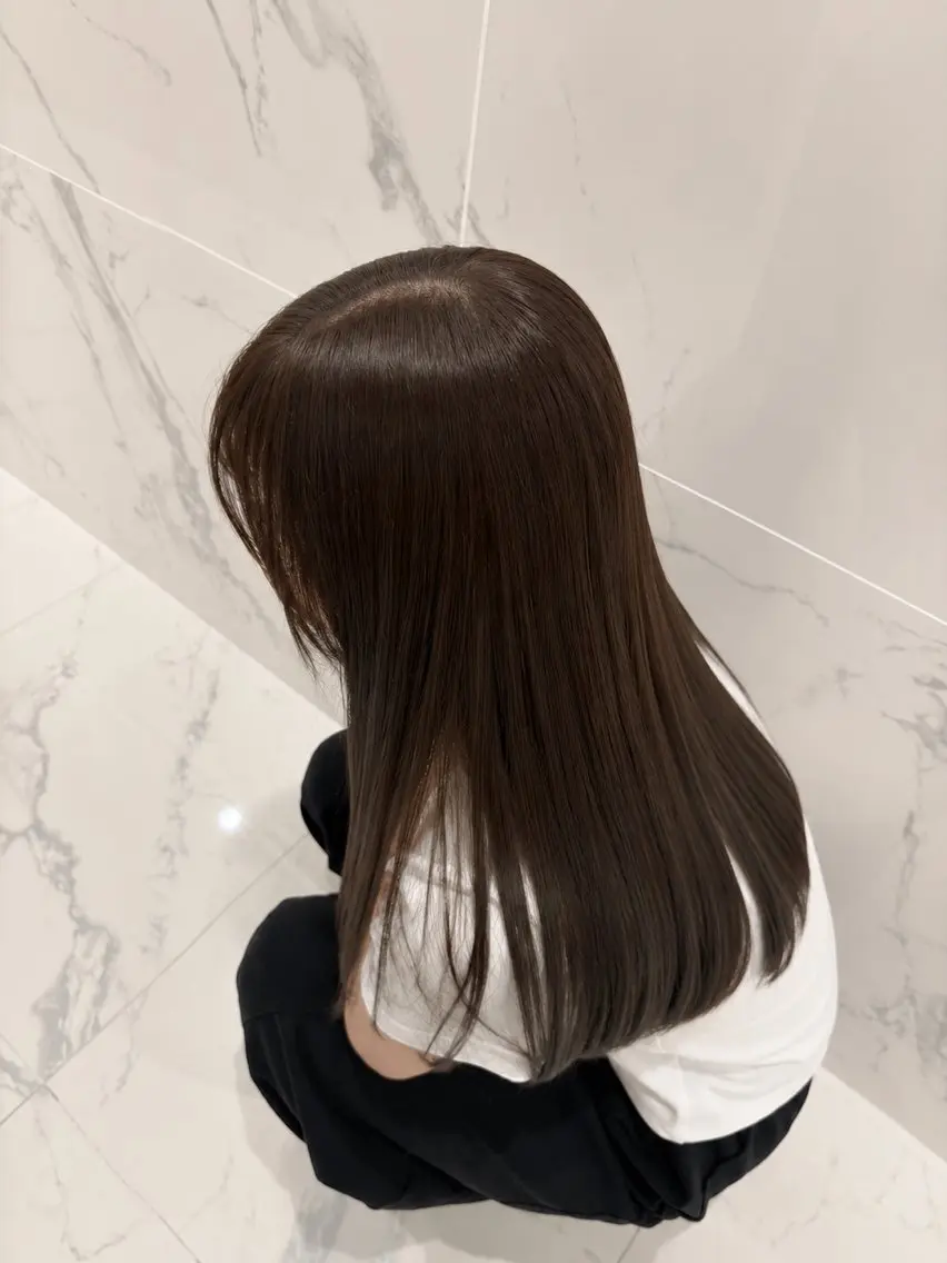 ロング カラー ベージュカラー 村重 美月のヘアスタイル