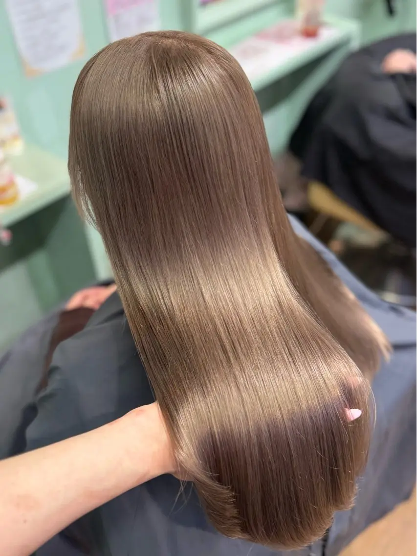 ロング カラー Haruka🕊 透明感カラーのヘアスタイル