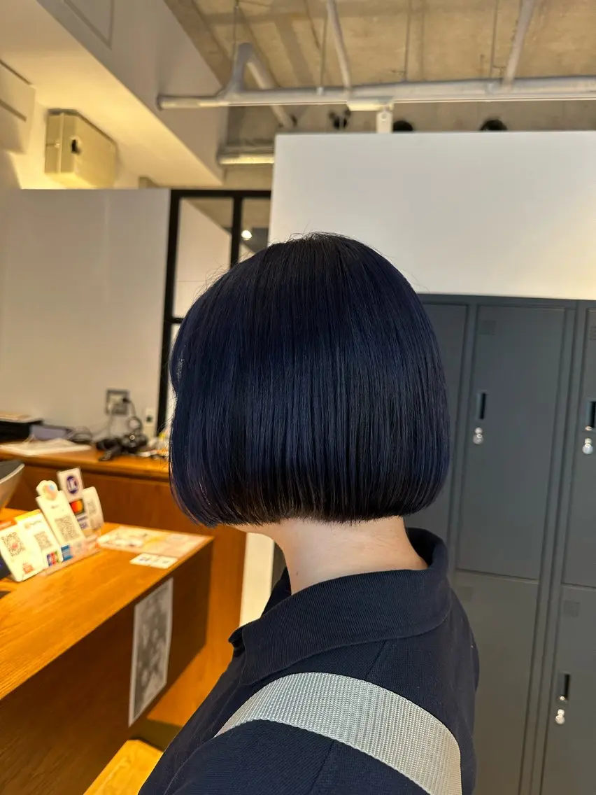 ショート カット トリートメント 💜透明感カラー🌈 /森絵美莉⛄️❄️のヘアスタイル