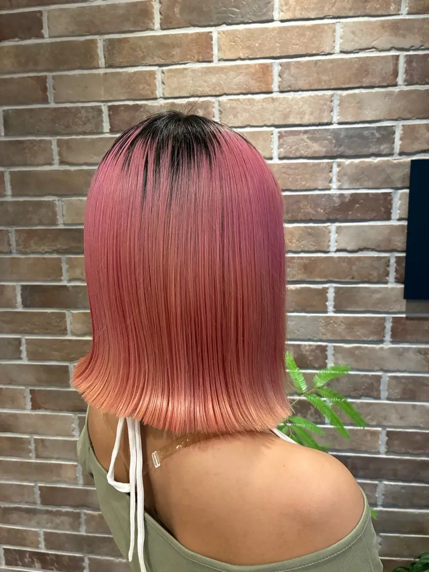 ショート 🎀津曲夏希　ボブ レイヤー/顔周りのヘアスタイル