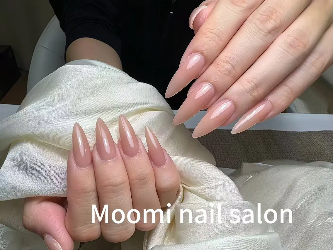 ネイル チークネイル フレンチネイル ジェルネイル グラデーション ハート ハンドネイル moomi nail スカルプ専門のネイルデザイン